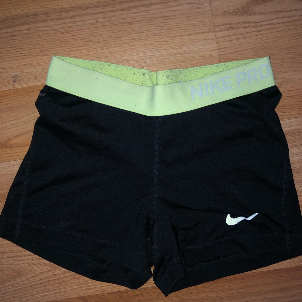Nike Pro Shorts Dri Fit size Small